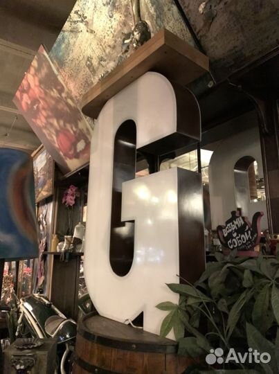 Стойка ресепшн