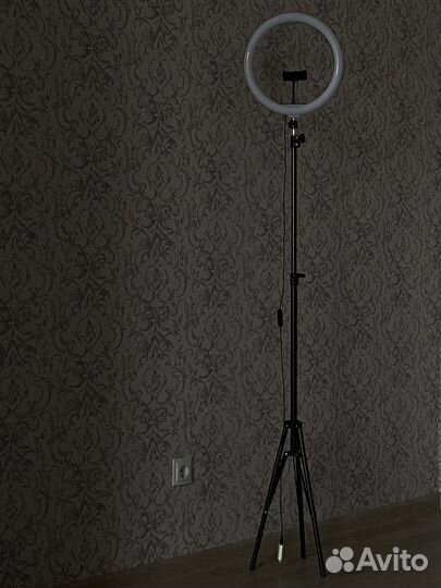 Кольцевая лампа со штативом 32 см