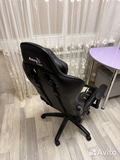 Игровое кресло AeroCool