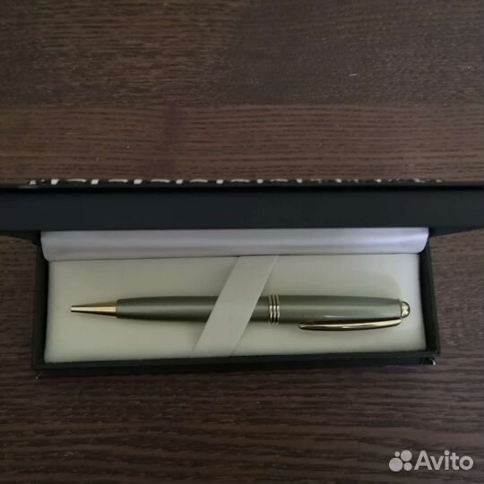 Ручка подарочная шариковая