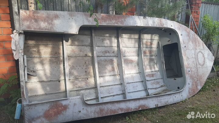 Алюминиевая лодка