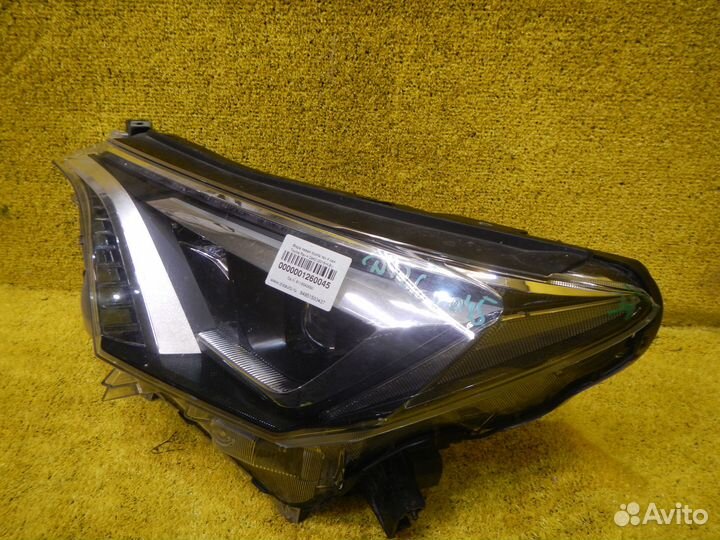 Фара левая Toyota RAV4