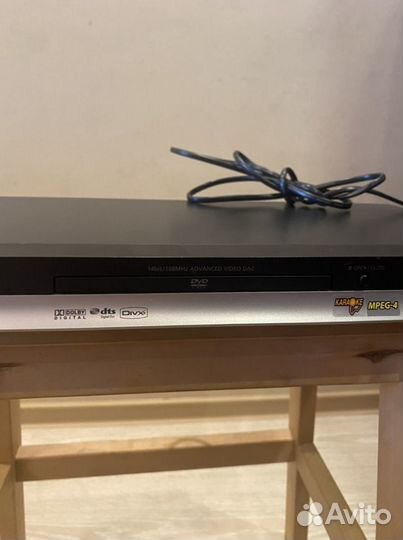 Видеоплеер Samsung DVD P470K