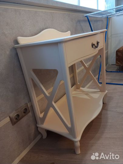 Туалетный столик