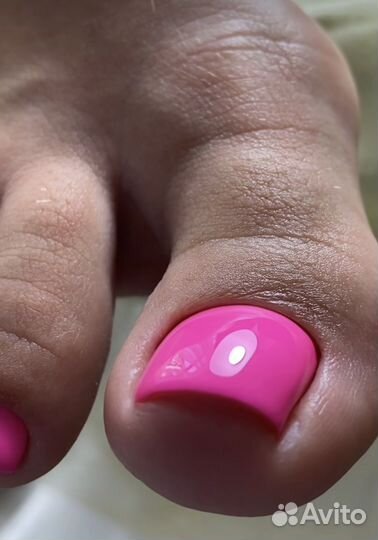 Маникюр педикюр