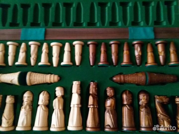 Продам новые шахматы большие, фабрика Мадон