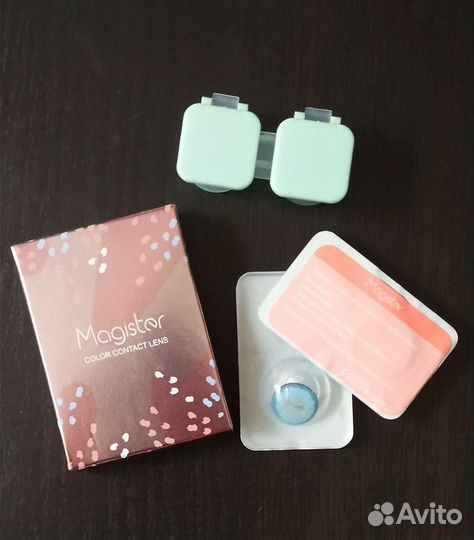 Линзы контактные цветные с контейнером хранения