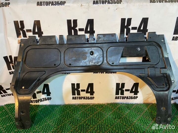 Пыльник двигателя передний Volkswagen Polo 5