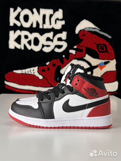 Кроссовки зимние Nike air jordan 1 mid