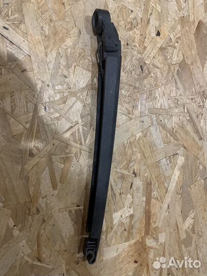 Рычаг заднего очистителя Mazda cx-7