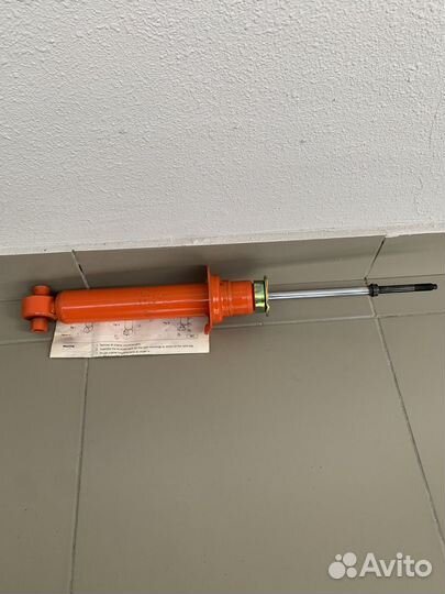 Амортизатор KYB