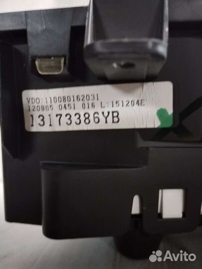 Щиток приборов Opel meriva A 13173386yb