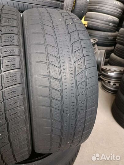Triangle TR777 235/60 R18 103H
