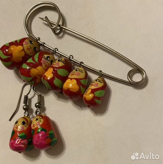 Серьги матрешки и брошь