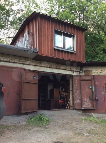 Гараж, > 30 м²