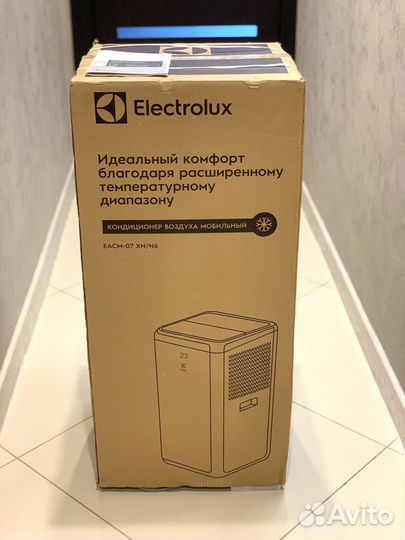 Напольный кондиционер Electrolux