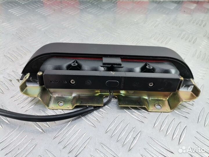 Стоп-сигнал Mitsubishi Space Star 2002 MR361207