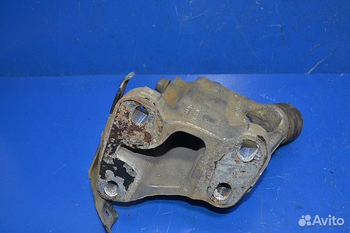 Кронштейн кабины, передний правый scania R-series