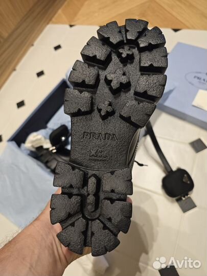 Prada. Ботинки