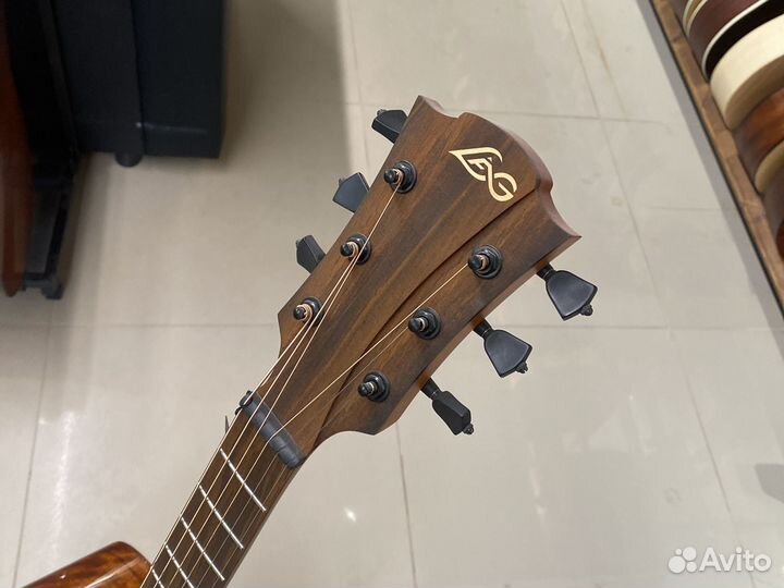 LAG Tramontane T318D Акустическая гитара