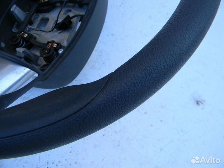 Рулевое колесо для AIR BAG (без AIR BAG) Focus II