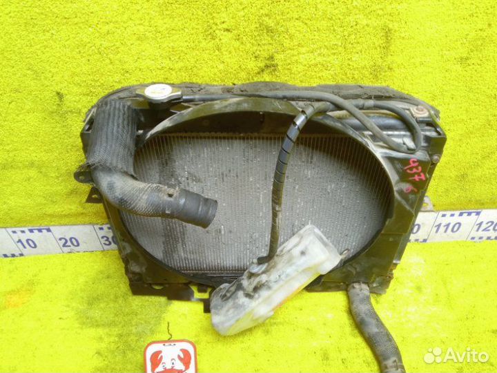 Радиатор основной передний Nissan/Mazda/Mitsubishi