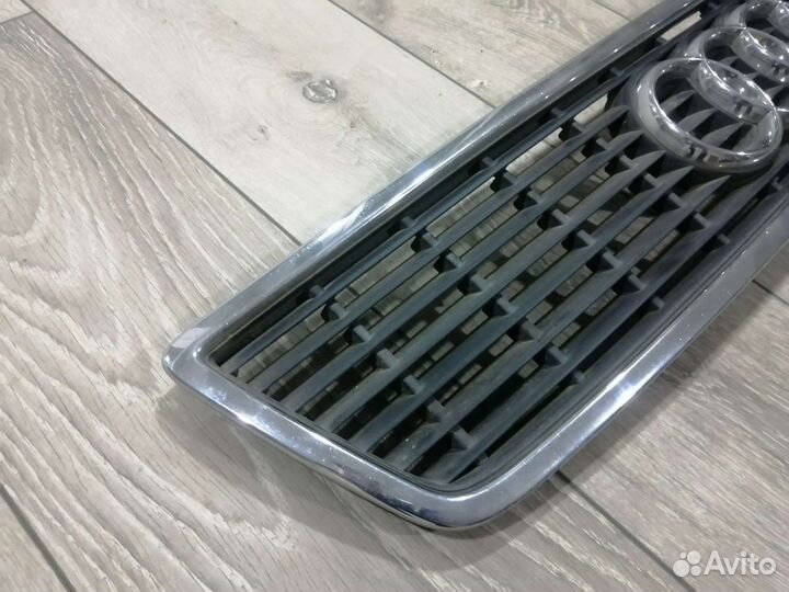 Решётка радиатора Ауди А8 Д2 Дорестайлинг