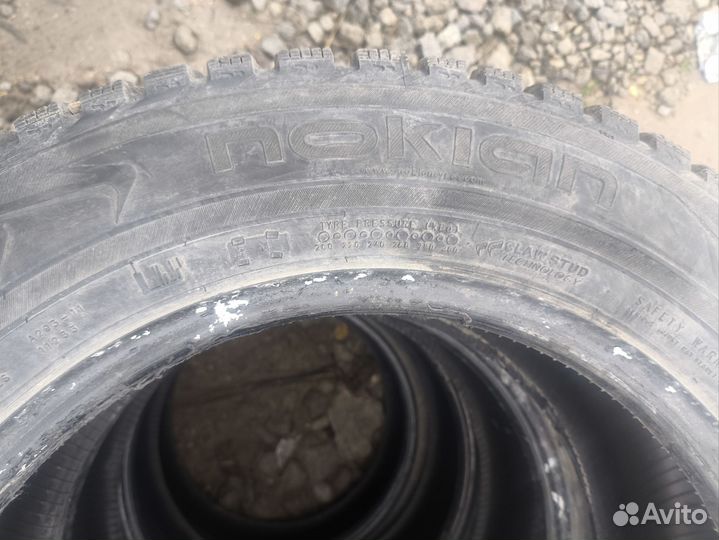 Nokian Tyres Hakkapeliitta 5 215/60 R16 26M