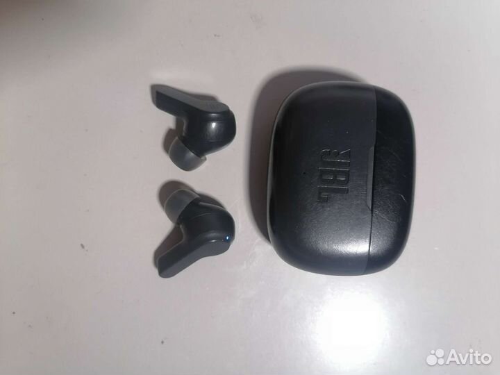 Беспроводные наушники jbl wave 200tws