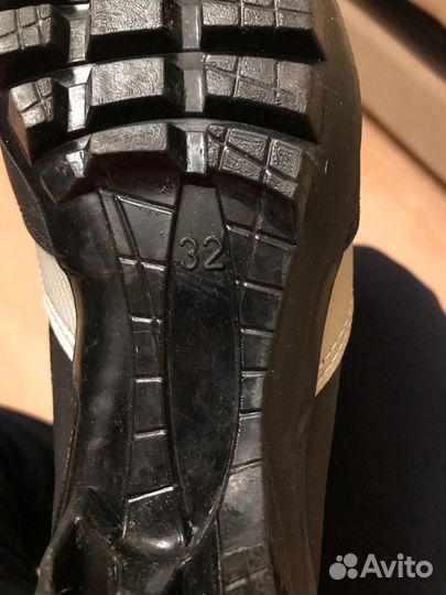 Лыжные ботинки