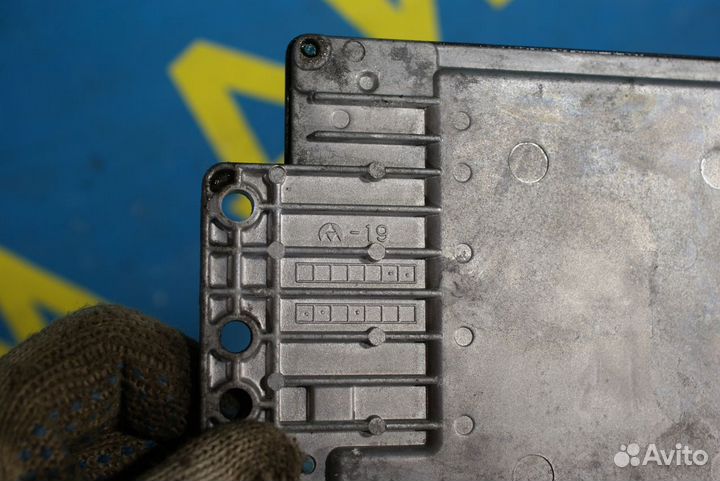 Блок управления двигателем Nissan Almera