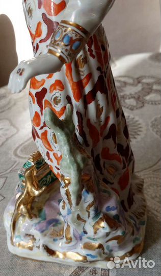 Статуэтка 1953г дулево редкость