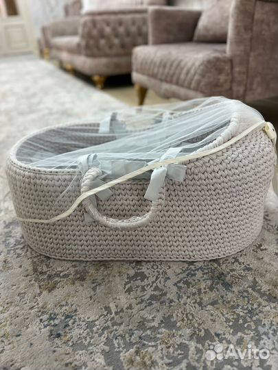 Вязанная люлька на выписку для новорожденного