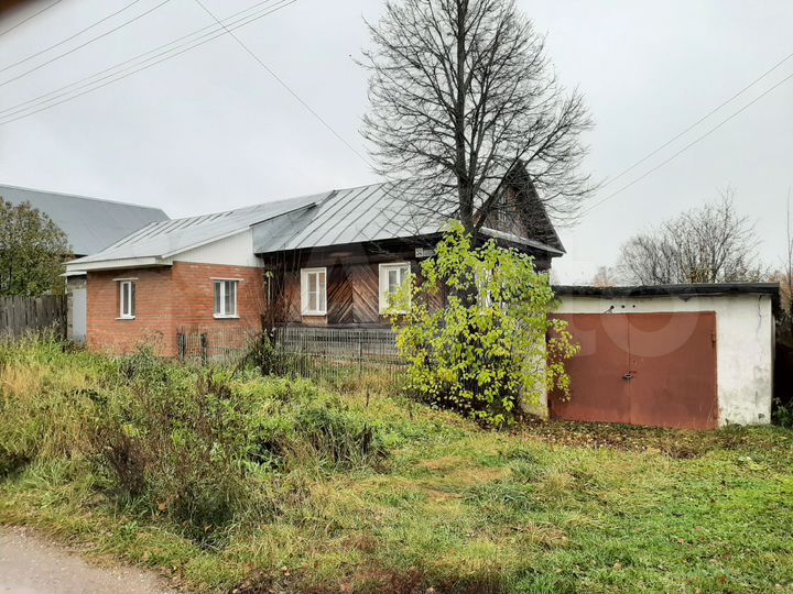 Дом 31,2 м² на участке 7 сот.