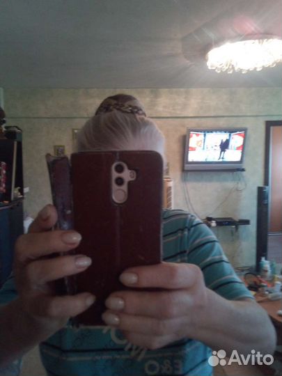 Парик- накладка на заколках