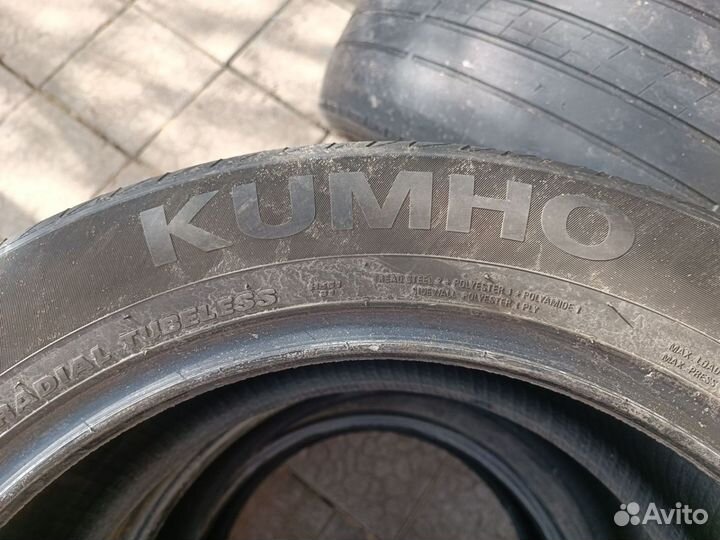 Kumho Ecsta HS51 215/55 R17