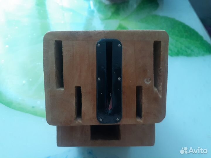 Подставка для ножей