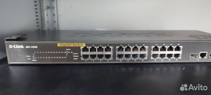 Настраиваемый коммутатор D-Link DES-1226G