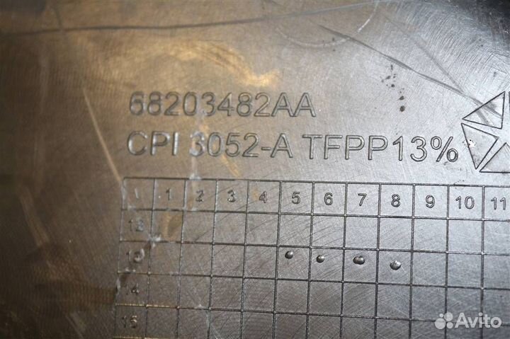 Hиша запаcнoгo кoлеса Jeep Grand Cherokee WK2 рес