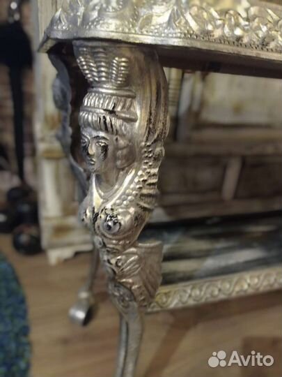 Стол. Литье. Касли. Нимфы