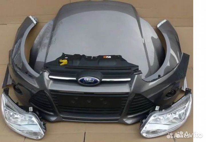 Бампер передний Форд Фокус 3 2011