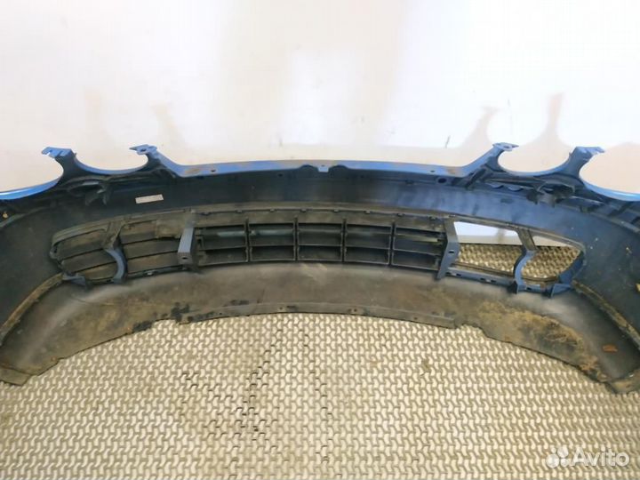 Бампер передний Volkswagen Polo 4 2002 6Q0807221