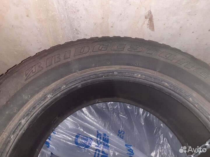 Bridgestone Blizzak DM-V1 225/65 R17