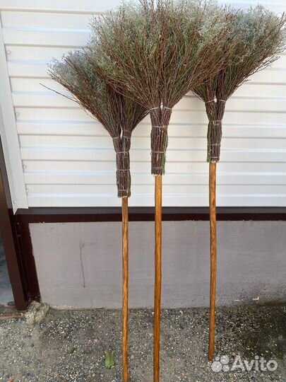 Метла с черенком