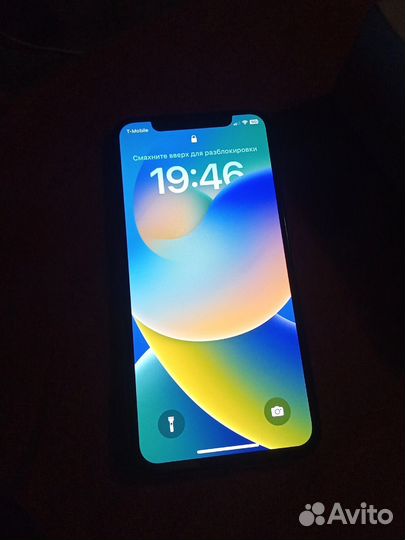 iPhone X, 64 ГБ