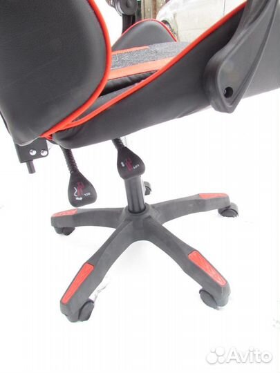 Кресло компьютерное эргономичное. Новое гарантия