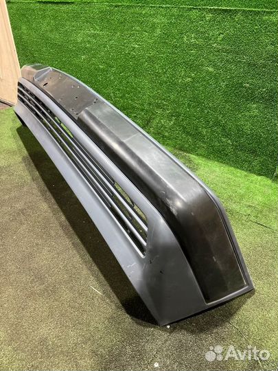 Бампер передний Mercedes-Benz E-Class W124