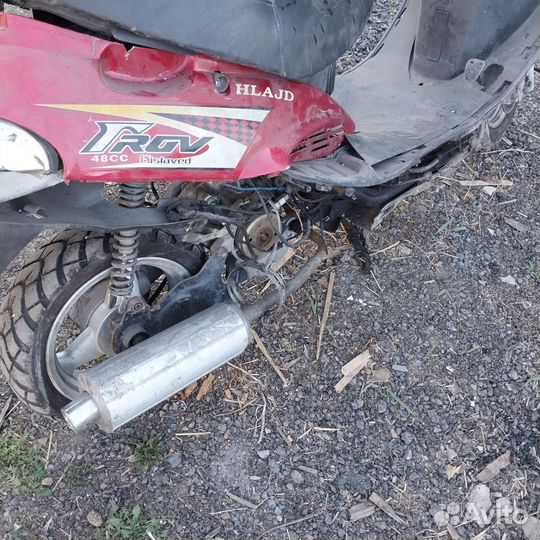 Продам скутер 150 кубов