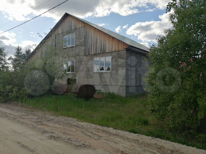 Дом 213 м² на участке 11 сот.