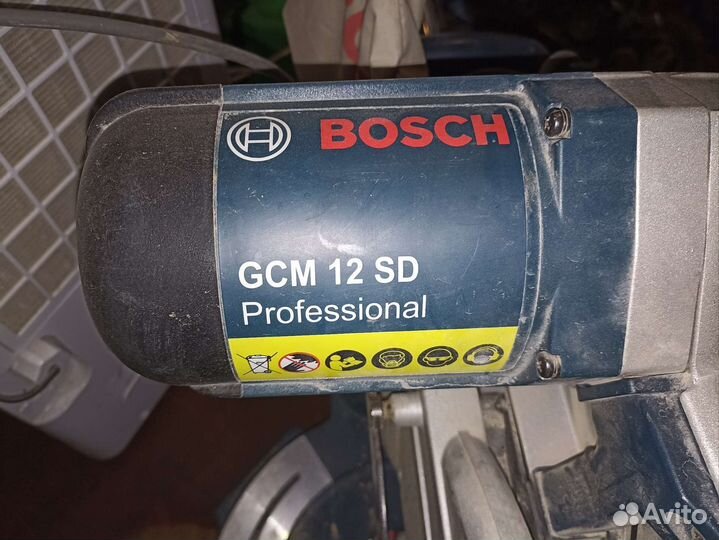 Пила торцовочная bosh gcm 12 sd professional